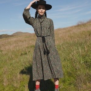 The Great - Venetian Dress - Garden Floral with garden floral belt - size 1